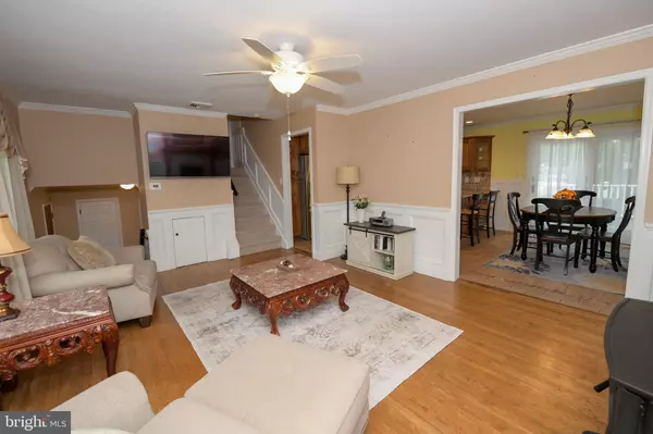 Morrisville, PA 19067,229 WALTON DR