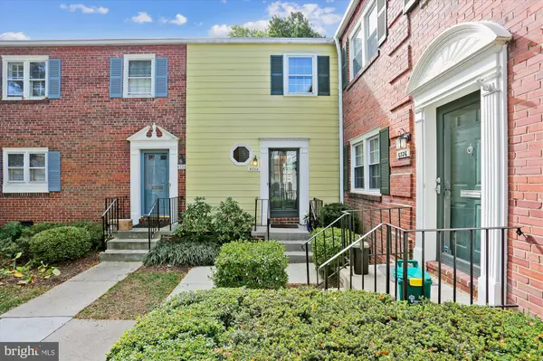 6734 HILLANDALE RD #9,  Chevy Chase,  MD 20815