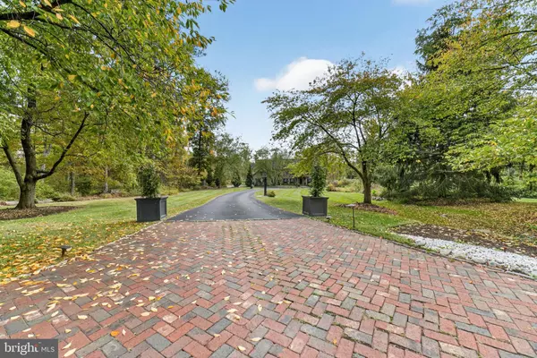Doylestown, PA 18902,5765 VALLEY STREAM DR