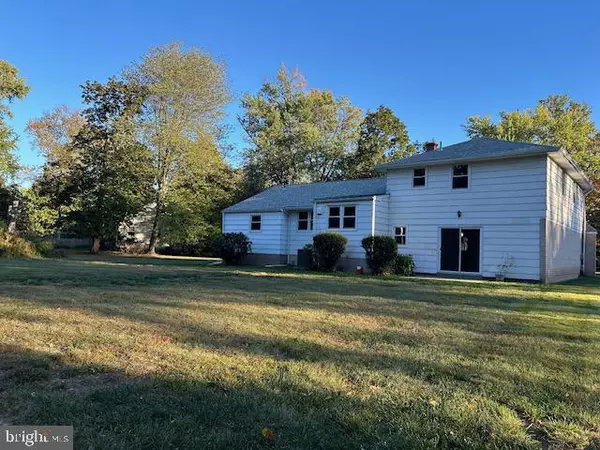 Yardley, PA 19067,339 SALY RD