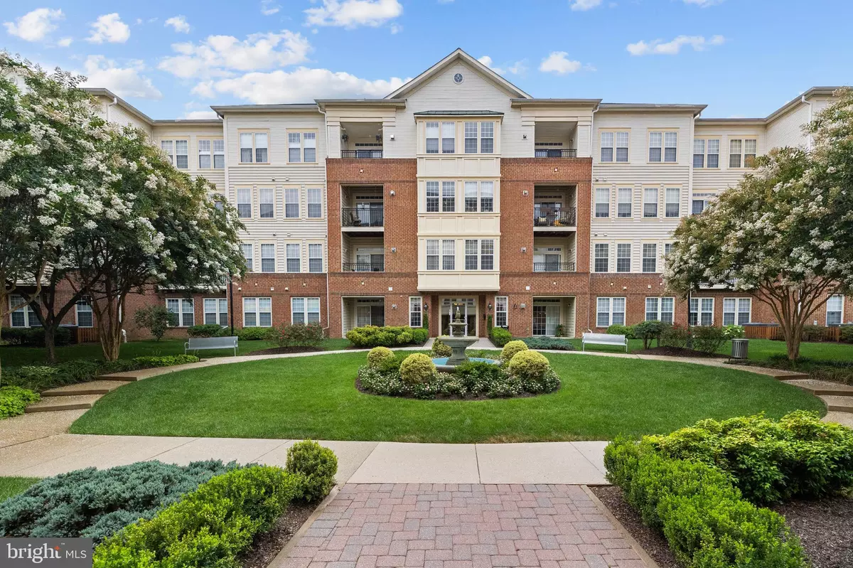 Ellicott City, MD 21043,2540 KENSINGTON GDNS #204