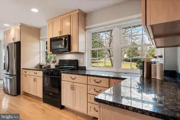 Mclean, VA 22101,1429 IRONWOOD DR