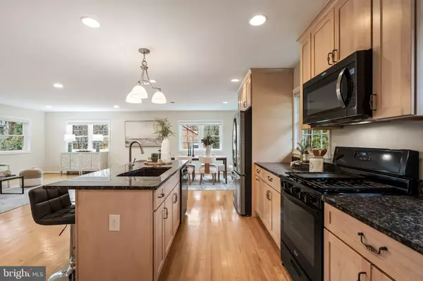 Mclean, VA 22101,1429 IRONWOOD DR