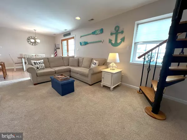 Wildwood Crest, NJ 08260,309 E HOLLYWOOD AVE #3