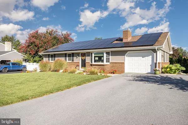 Lancaster, PA 17602,2439 ELLENDALE DR