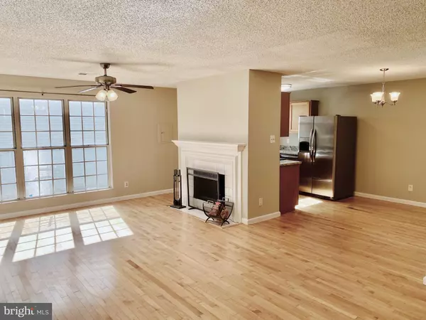 Leesburg, VA 20176,1106 HUNTMASTER TER NE #202