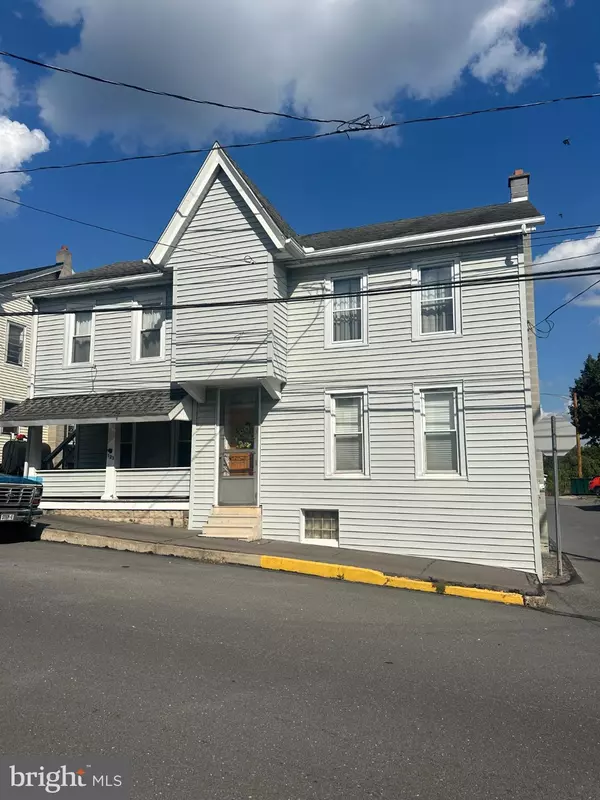123 N EAST ST, Williamstown, PA 17098
