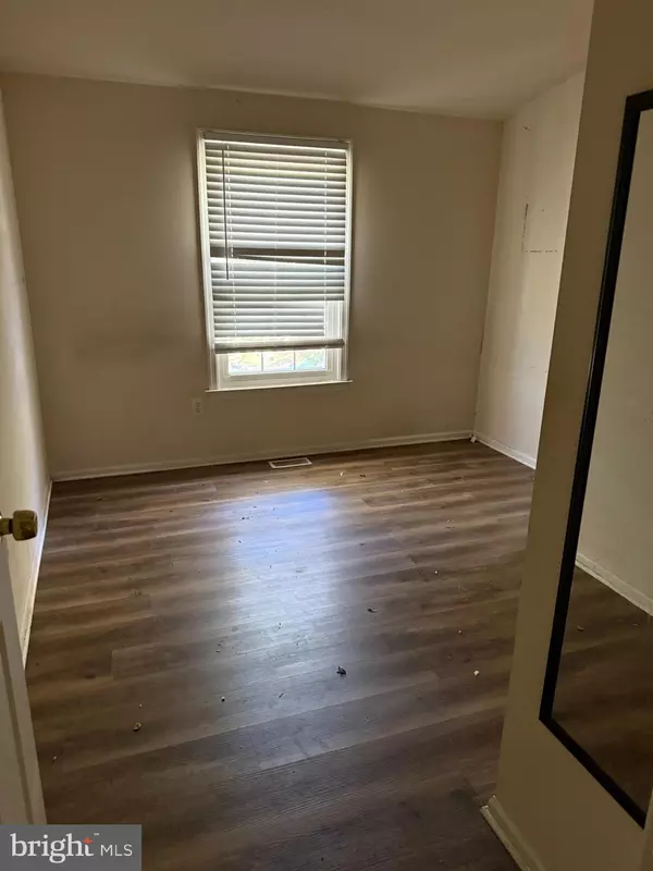 Owings Mills, MD 21117,16 HAMLET DR