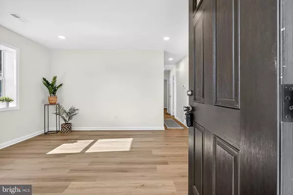 Wilmington, DE 19801,422 ROBINSON DR