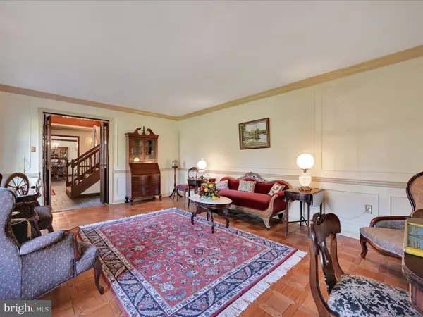 Leola, PA 17540,4 BLAINE AVE