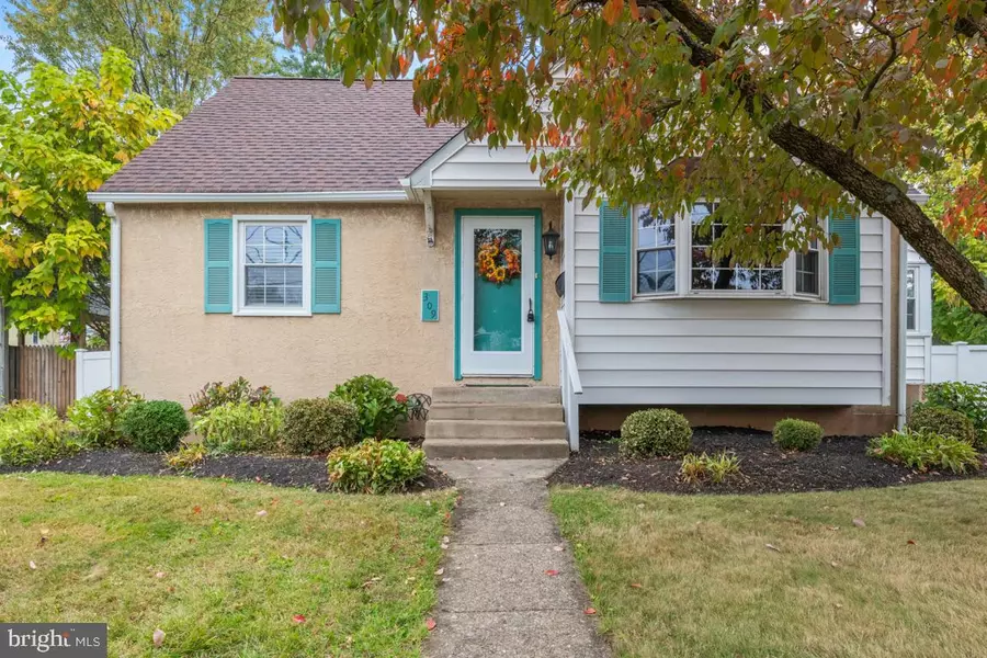 309 S PENNSYLVANIA AVE, North Wales, PA 19454