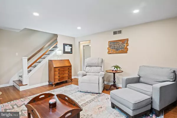 North Wales, PA 19454,309 S PENNSYLVANIA AVE