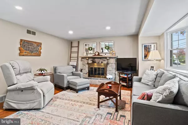 North Wales, PA 19454,309 S PENNSYLVANIA AVE