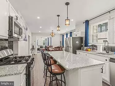 Narberth, PA 19072,344 MEETING HOUSE LN #1