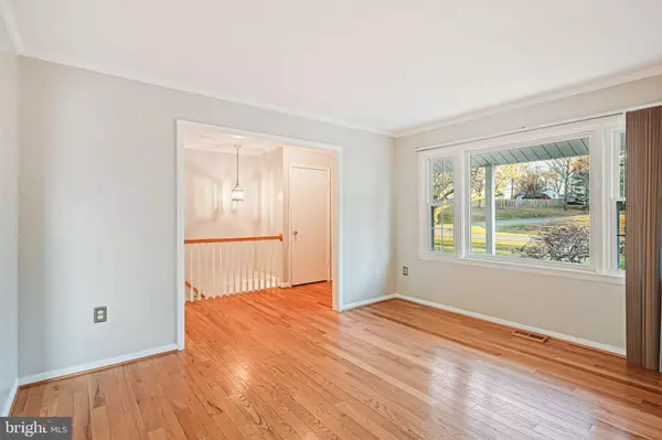 Clarksburg, MD 20871,12301 DANCREST DR