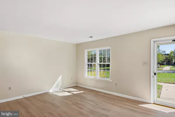 Waldorf, MD 20603,4065 BLUEBIRD DR