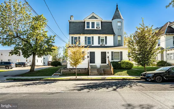 Phoenixville, PA 19460,324 4TH AVE #2