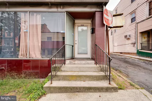 Pottsville, PA 17901,621 W MARKET ST