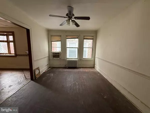 Philadelphia, PA 19120,5516 N MARSHALL ST