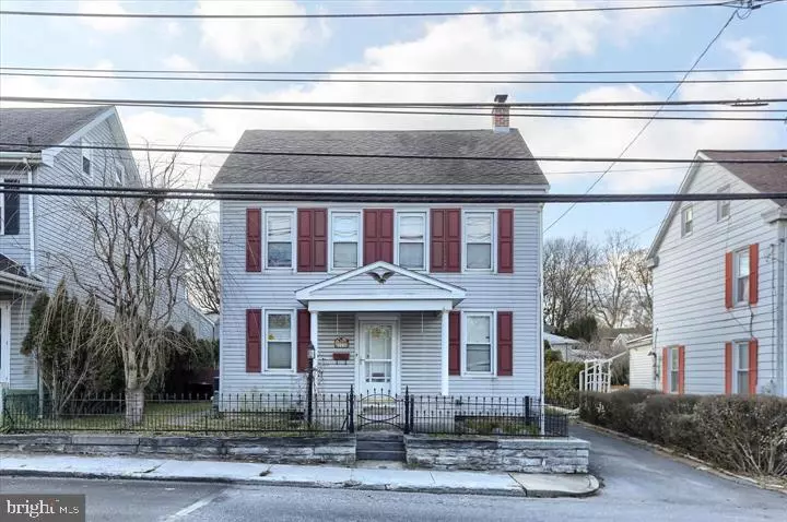 Lebanon, PA 17042,945 CORNWALL RD