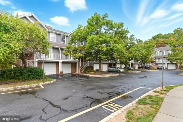 Princeton, NJ 08540,53 E SHREWSBURY PL