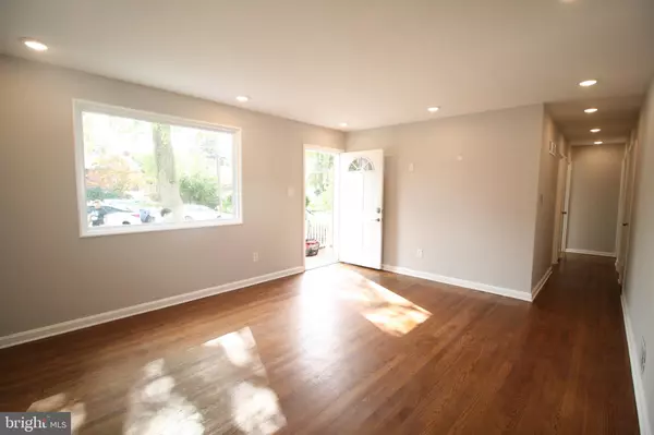 Rockville, MD 20852,4613 WILWYN WAY