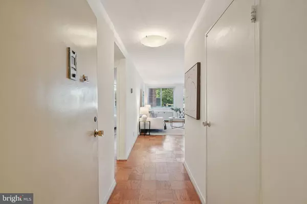 Washington, DC 20015,5406 CONNECTICUT AVE NW #501