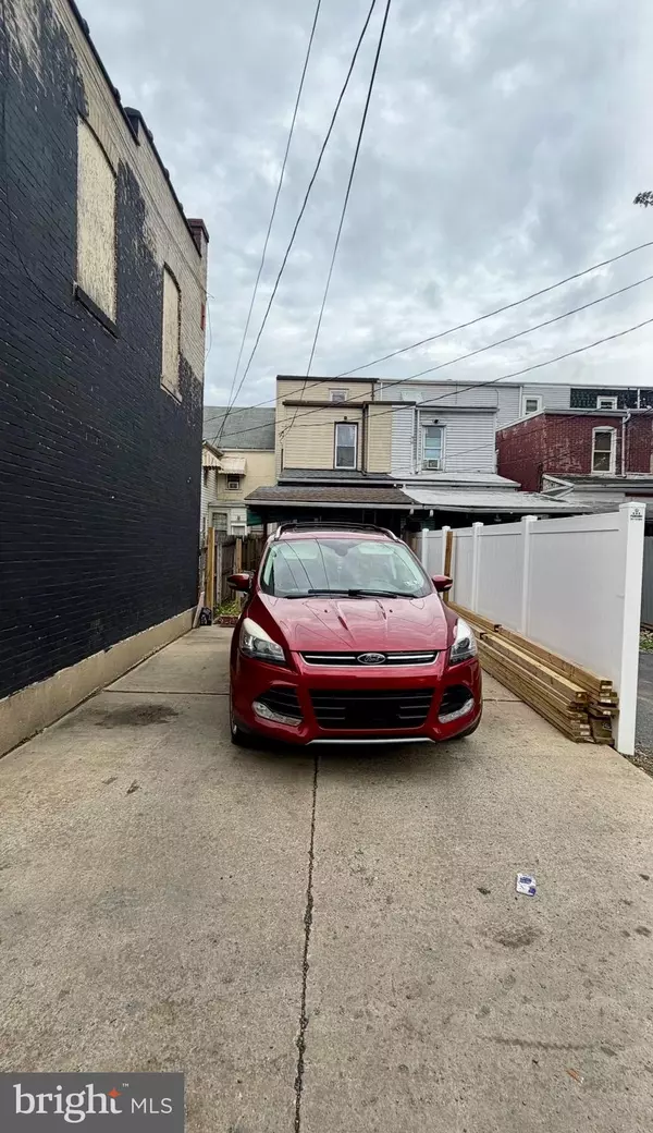 Allentown, PA 18102,714 N 8TH ST