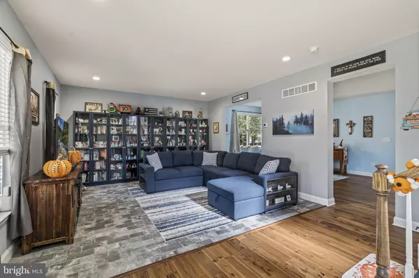 Ridley Park, PA 19078,206 RUSSELL ST