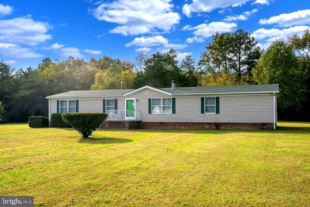 Tappahannock, VA 22560,325 BOWLERS RD