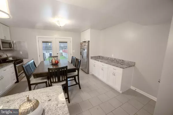 Dundalk, MD 21222,7618 CHARLESMONT RD