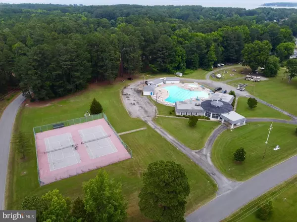 Montross, VA 22520,195 N GLEBE RD