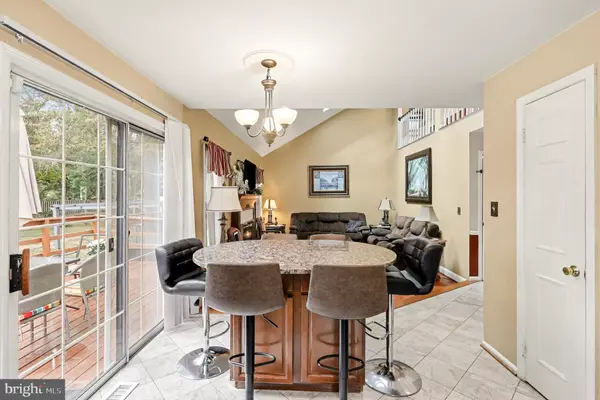 Fairfax, VA 22033,3606 CANOE BIRCH CT