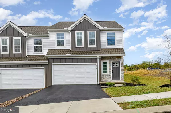 Harrisburg, PA 17112,7841 BRIARWOOD DR