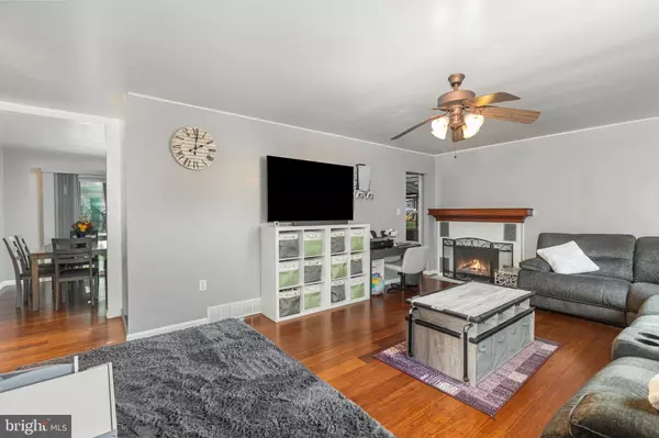 New Cumberland, PA 17070,14 SPRINGERS LN