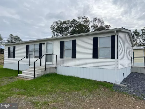 65 DUGAN CT, Hedgesville, WV 25427
