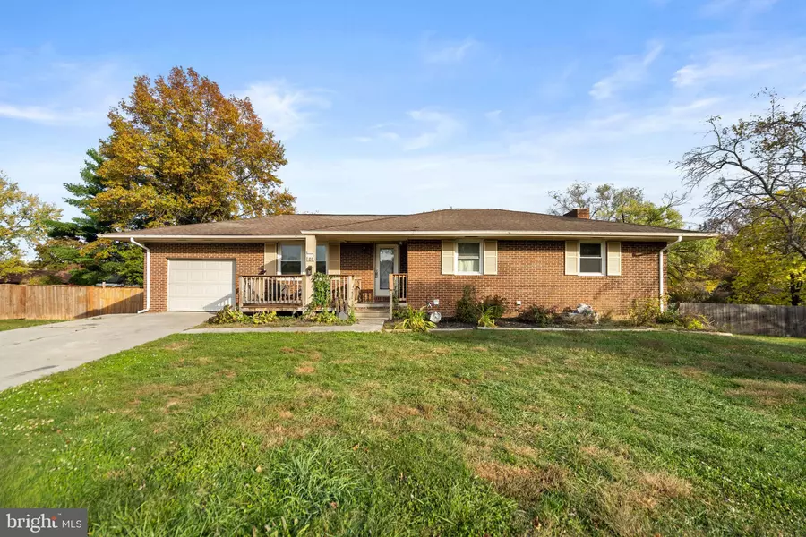 107 AMHERST CT, Stephens City, VA 22655