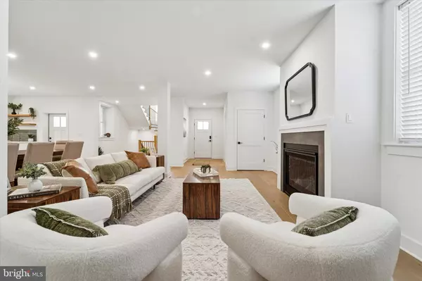 Ambler, PA 19002,25 NORTH RIDGE AVE #UNIT B