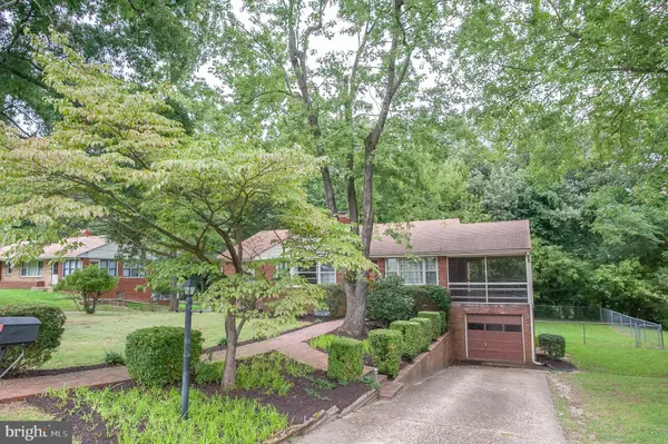 Alexandria, VA 22310,5950 CLAMES DR