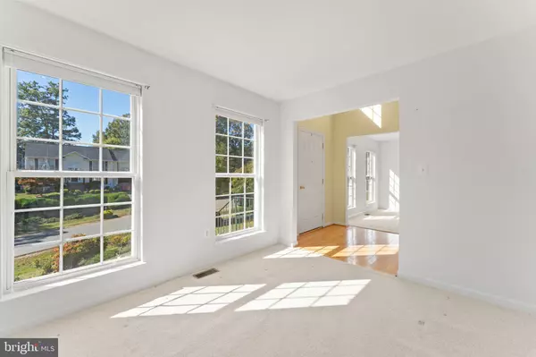 Fredericksburg, VA 22408,9419 HICKORY HILL DR