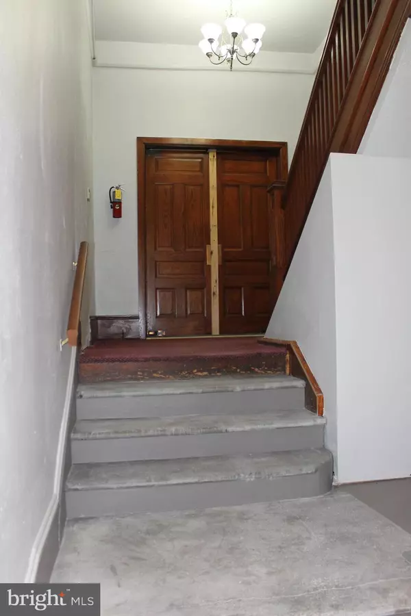 Quakertown, PA 18951,415 W BROAD ST