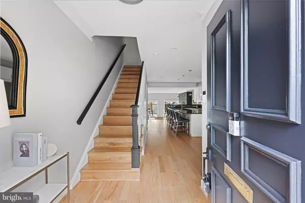 Washington, DC 20016,4224 RIVER RD NW