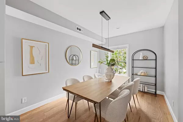 Washington, DC 20016,4224 RIVER RD NW