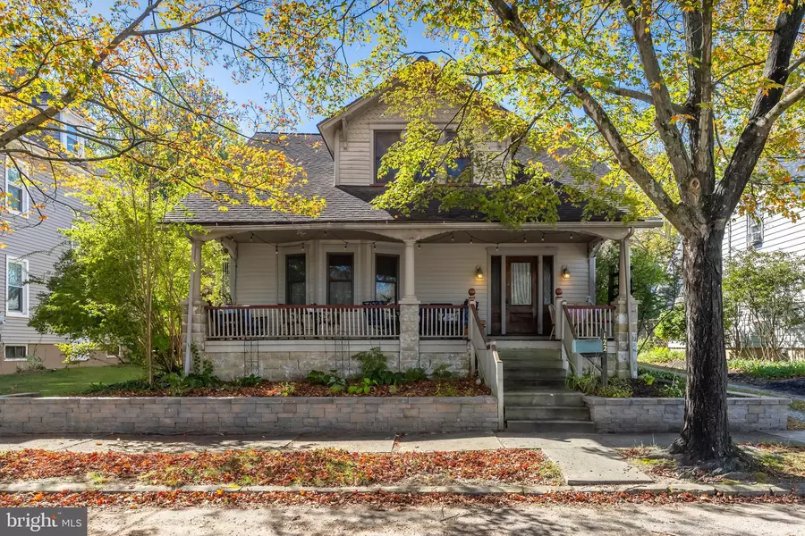 122 EAST AVE, Swedesboro, NJ 08085