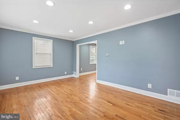 Lutherville Timonium, MD 21093,74 NORTHWOOD DR