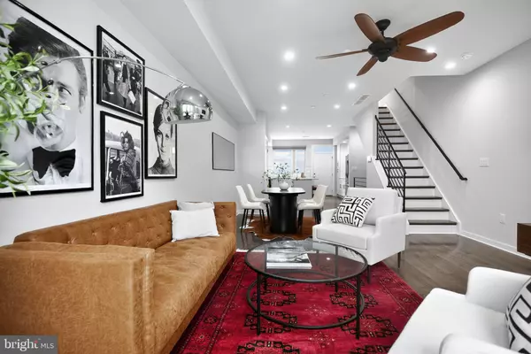 Philadelphia, PA 19145,1711 S 20TH ST