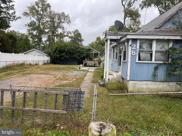 Colonial Beach, VA 22443,26 11TH ST