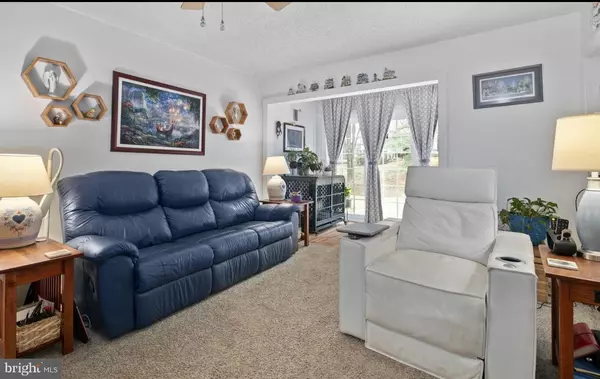 Fairfax, VA 22033,12107 GREEN LEDGE CT #102