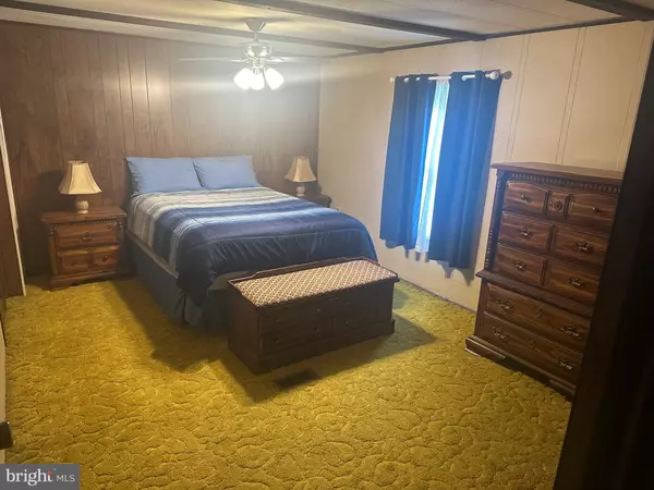 Quakertown, PA 18951,1 CLUBHOUSE