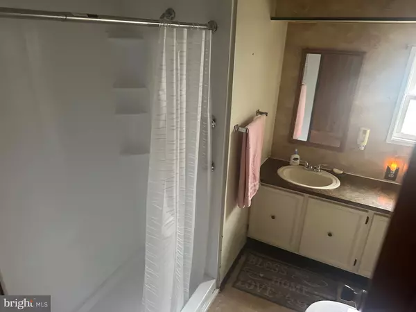 Quakertown, PA 18951,1 CLUBHOUSE